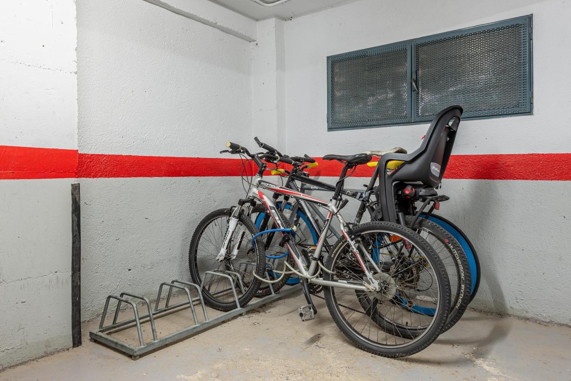 Apartamentos Astoria タラゴナ エクステリア 写真