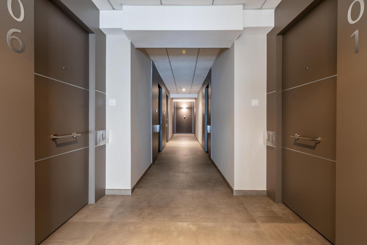 Apartamentos Astoria タラゴナ エクステリア 写真