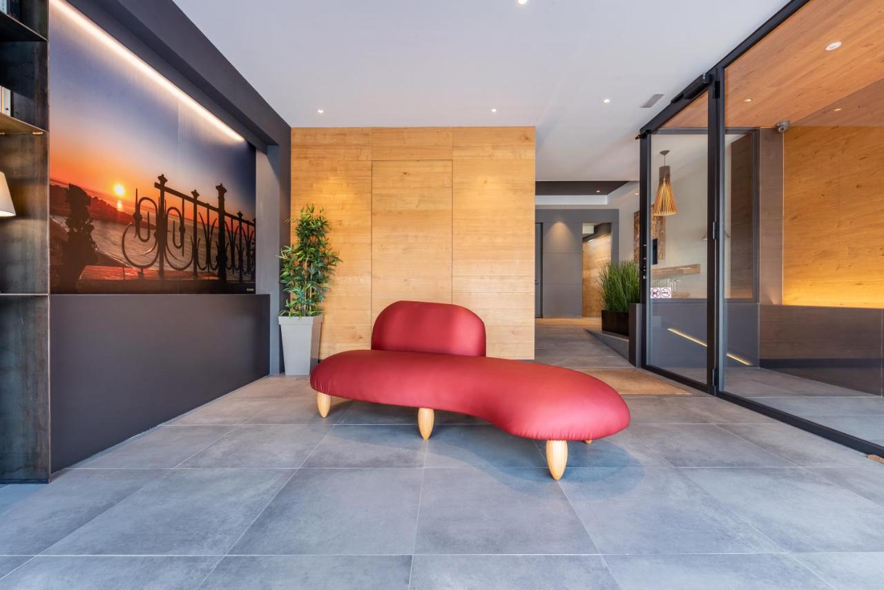 Apartamentos Astoria タラゴナ エクステリア 写真